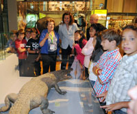 Lola Navarro en su visita al Museo de Ciencias Naturales